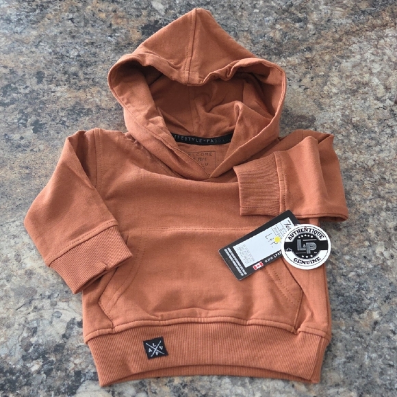 L&P Apparel Size 3-6 Months NEW Rust Hoodie - Picture 2 of 7